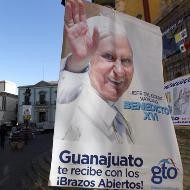 Cartel de la visita del Papa a México