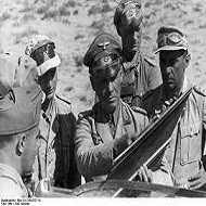 Erwin Rommel y otros oficiales del Afrika Korps
