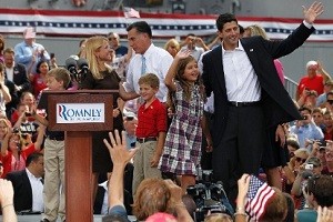 Paul Ryan, su familia y Romney