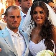 Wesley Sneijder y su mujer