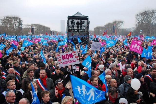 Tres reflexiones sobre la manifestación de París