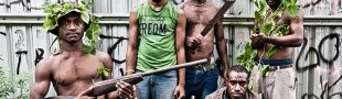 Hombres armados en Papúa Nueva Guinea