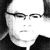 El padre Joseph R. Lacy.