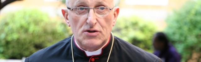 Los 7 criterios del obispo Dominique Rey para saber si una parroquia «funciona bien»