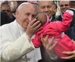 El Papa denuncia la cultura del descarte, eliminar seres humanos que se consideran de poco valor