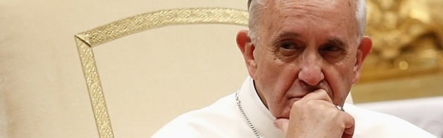 El Papa Francisco habla con el periodista ateo Scalfari en una larga entrevista en La Repubblica