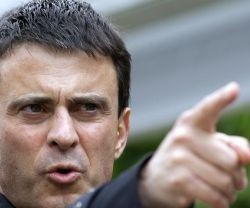 Manuel Valls, laicista radical, amenaza con 3 años de cárcel a los concejales objetores de conciencia