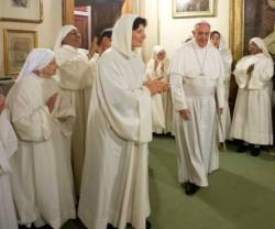Las benedictinas camaldulenses reciben al Papa Francisco