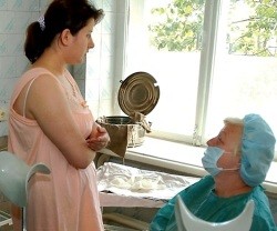 Desde 1920, el aborto ha sido la opción casi inevitable para las mujeres rusas - hoy empieza a limitarse