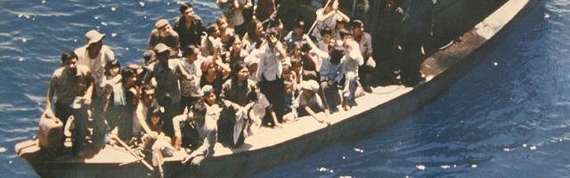 Cientos de miles de personas escaparon en barcazas de Vietnam, Laos y Camboya después de 1975