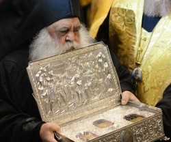 Relicario del monte Athos que según la tradición contiene restos de oro, incienso y mirra de los Magos de Oriente - visita Rusia por primera vez