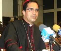 El arzobispo de San Salvador, José Luis Escobar Alas