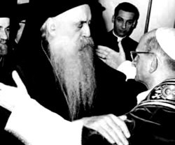 El histórico abrazo en Jerusalén de Pablo VI y el Patriarca Atenágoras de Constantinopla