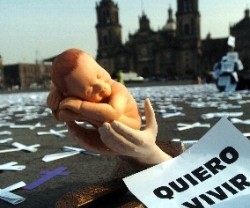 Ciudad de México legalizó el aborto - 7.000 abortos y solo 40 adopciones al año