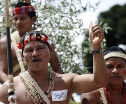 En algunas tribus ecuatorianas matar por venganza es un deber... ¿hay que encarcelar a los asesinos venagdores? ¿O educarles?