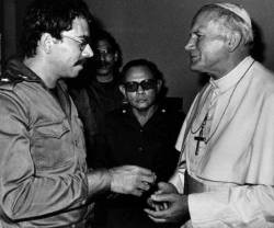 Daniel Ortega y Juan Pablo II