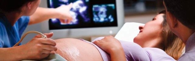 Los verdaderos médicos y ginecólogos se alegran con cada nueva vida y cuidan a sus pacientes, mamás y bebés... los abortistas son una casta aparte