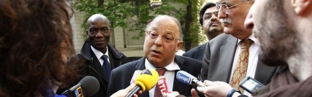 Dalil Boubaker, rector de la gran mezquita de París, ha sido de los primeros en condenar el atentado