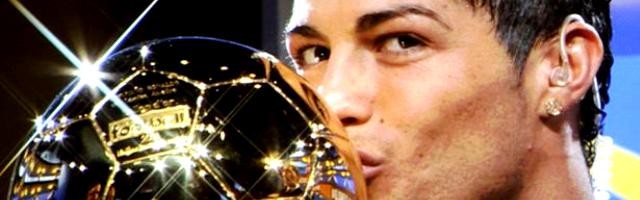 Cristiano Ronaldo consigue su tercer Balón de Oro y da gracias a su madre - ella casi lo abortó por miedo a la pobreza, él gana 24 millones de euros
