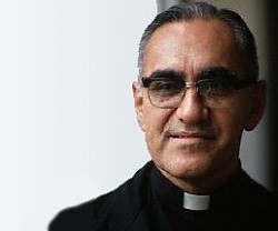 Óscar Arnulfo Romero, ya vio establecida su muerte como martirio y ahora el Papa decreta su beatificación como mártir