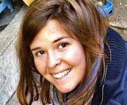 Kayla Jean Mueller, la joven asesinada por Estado Islámico.