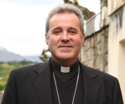 Mario Iceta, obispo de Bilbao, es el responsable de los temas de Familia y Vida en la Conferencia Episcopal Española