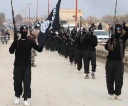 El terrorismo yihadista de Estado islámico se financia con saqueos, extorsiones y secuestros