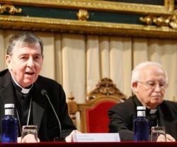 El cardenal Koch con su anfitrión, el cardenal Antonio Cañizares en Valencia - foto de Avan