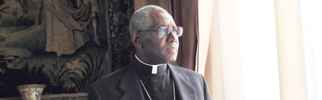 El cardenal Robert Sarah conoció las cárceles guineanas bajo un régimen comunista - hoy es Prefecto de la Congregación del Culto Divino y defensor de la familia