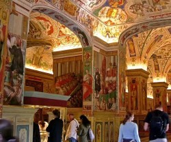 Techos increíbles en los museos vaticanos, y no sólo para los sin techo