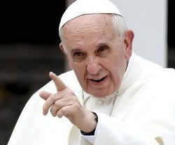 El Papa Francisco avisa de los riesgos de un laicismo excluyente en Europa