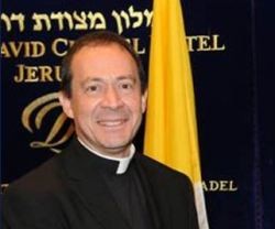 Antoine Camilleri es el subsecretario vaticano para las Relaciones con los Estados