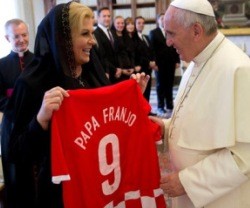 El Papa Francisco con la presidenta de Croacia, país eslavo mediterráneo de mayoría católica