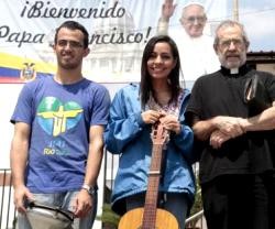 Pablo Durán, Valentina Calderón, padre Julián Ballesta, Patricia Peña, Gabriela Gandara cuentan su experiencia en Brasil