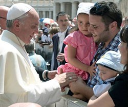 El Papa centra su catequesis en la atención pastoral para los que han iniciado una nueva relación