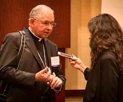 El arzobispo de Los Ángeles, José Gómez: en 2014 se bautizaron en su diócesis más niños, y casi todos hispanos, que en Chicago, Nueva York, Filadelfia y Washington juntas.