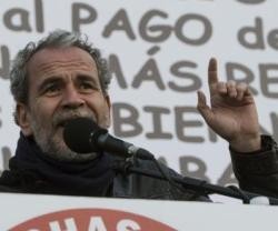 El actor y activista Willy Toledo critica a la nueva izquierda populista por ser poco laicista y aplaudir al Papa