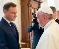 El Papa Francisco recibe al presidente polaco Andrzej Duda... volverán a encontrarse en Cracovia en la JMJ 2016