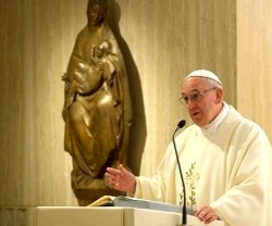 El Papa Francisco en las homilías de Santa Marta predica a menudo contra la mundanidad
