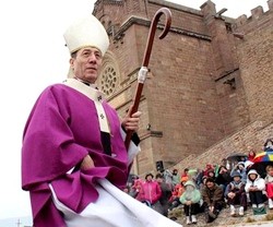 El arzobispo de Pamplona-Tudela, Francisco Pérez, convoca a misa de reparación en las catedrales de ambas ciudades