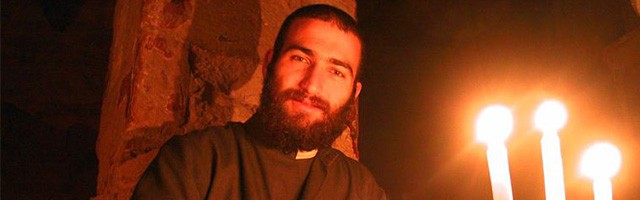 Yihad, monje en Siria: «Celebramos la misa pensando que en cualquier momento puede caernos un misil»