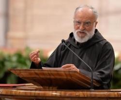 El capuchino Raniero Cantalamessa es predicador de la Casa Pontificia