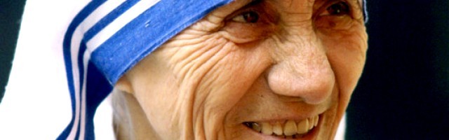 La Madre Teresa de Calcuta será proclamada santa en 2016, durante el Año de la Misericordia