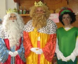 Unas panaderas se visten de Reyes Magos... es simpático pero no convencerá a los niños