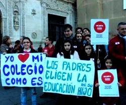 El Constitucional da la razón a las familias que quieren escuela diferenciada y se la quita al Gobierno socialista andaluz