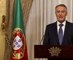 Cavaco Silva deja la presidencia de Portugal, pero antes veta dos leyes anti-vida y anti-familia que presentaba el Parlamento