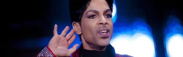 Prince en 2011... aunque tenía fama de divo alocado, en lo espiritual era un buscador, a la escucha de Dios... a su manera