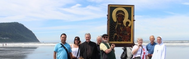 El icono de la Virgen Negra de Czestochowa salió de la costa pacífica siberiana... y aquí está en la costa pacífica americana, en Oregón...