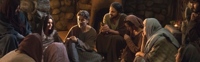 Llena de Gracia es una película norteamericana de 2015 con un tema insólito en el cine... los últimos días de María y su acompañar a los Apóstoles