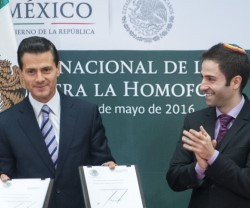 Peña Nieto, presidente de México, en un acto del lobby gay este mismo mes de mayo